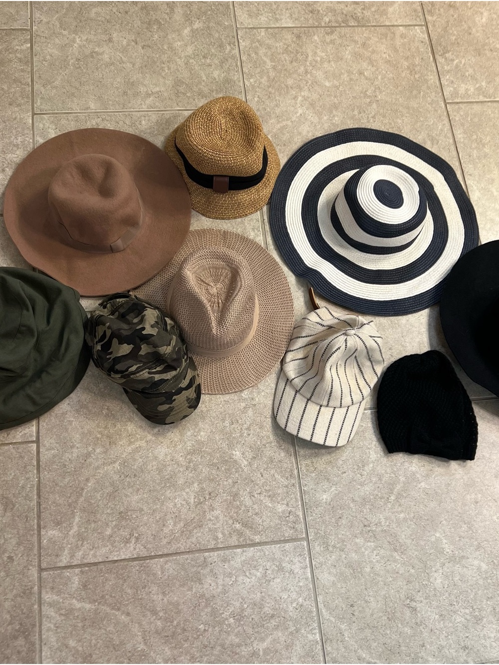 Bundle of 10 NWOT hats from Old Navy, Target & Marc